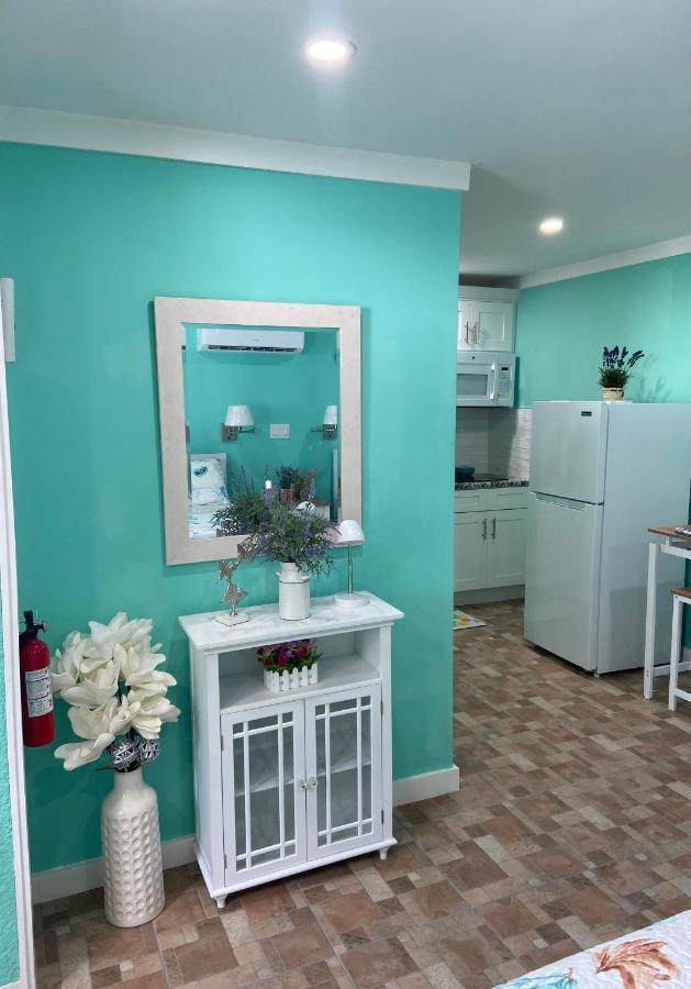 טאמפה Beautiful And Comfortable Rom Apt # 2 מראה חיצוני תמונה