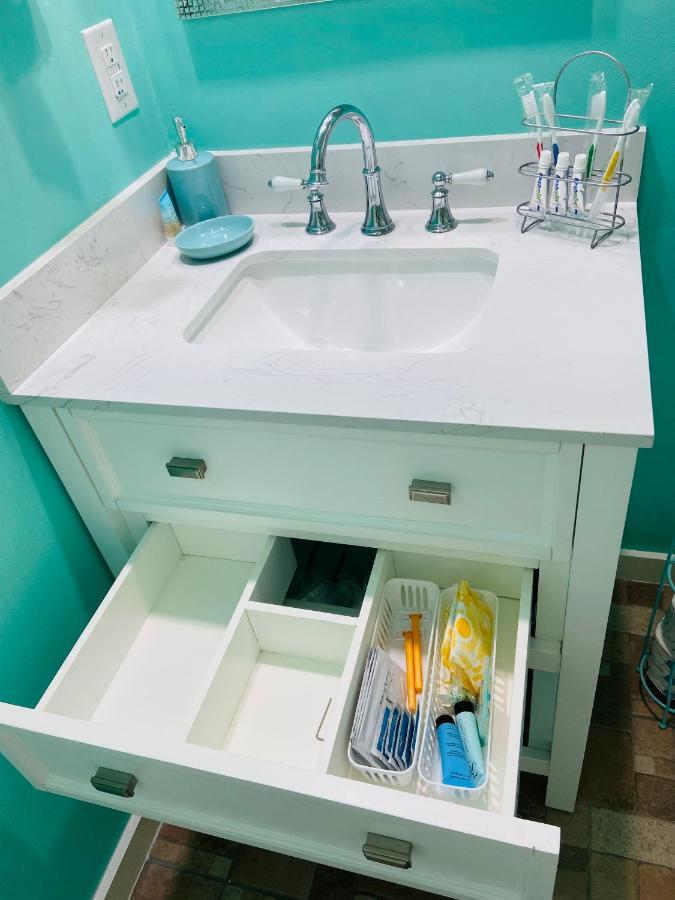 טאמפה Beautiful And Comfortable Rom Apt # 2 מראה חיצוני תמונה